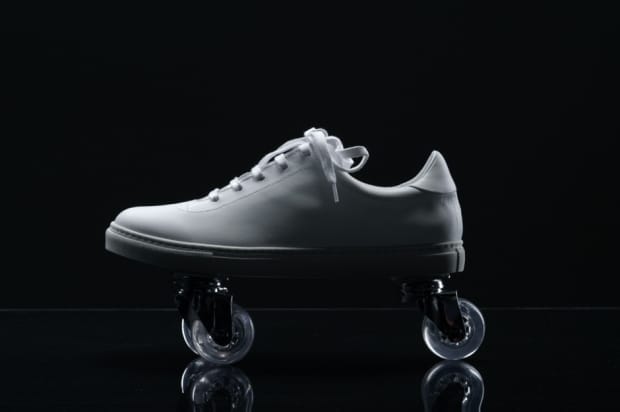 Camille Tanoh 發佈最新影片《The Proper Sneaker》