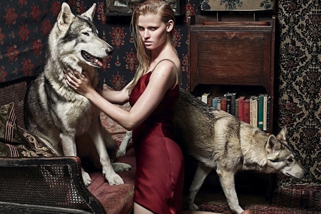 Kate Moss 執導為英國版《VOGUE》拍攝時裝影片