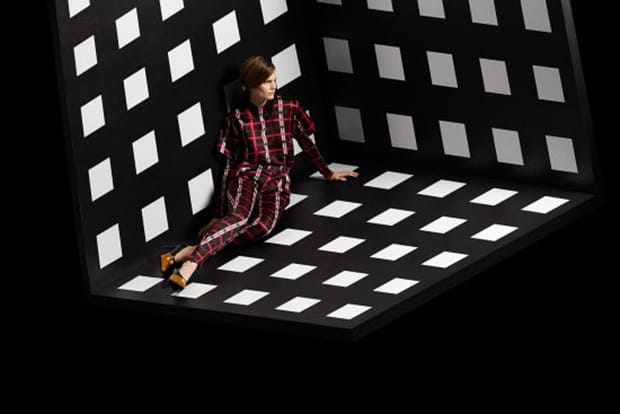 Laetitia Hotte 為 KENZO 打造 2014 秋冬「Neon」造型特輯