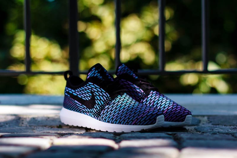 Nike Flyknit Roshe Run「Neo Turquoise」配色