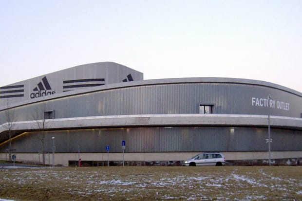 《Business Insider》披露 adidas 受困於招募員工前來德國 Herzogenaurach 鎮總部工作