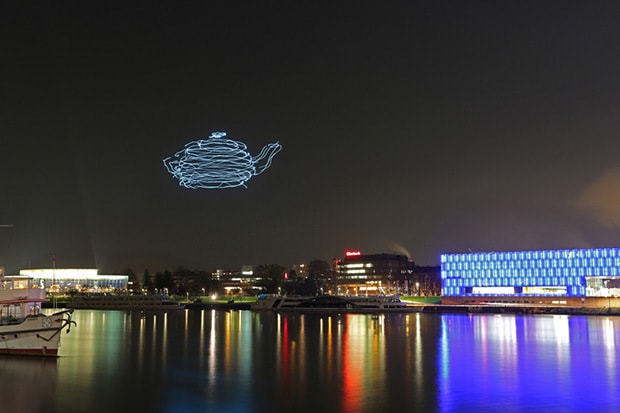Ars Electronica 電子藝術節空中 LED 表演