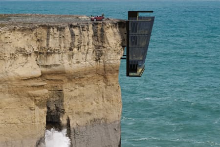 Modscape 打造 Cliff House 住宅