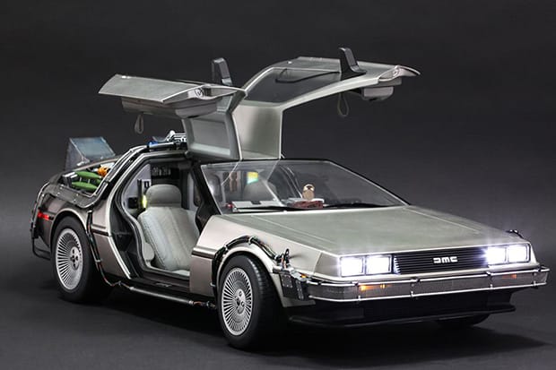 Hot Toys x Back To The Future DeLorean Time Machine 模型車