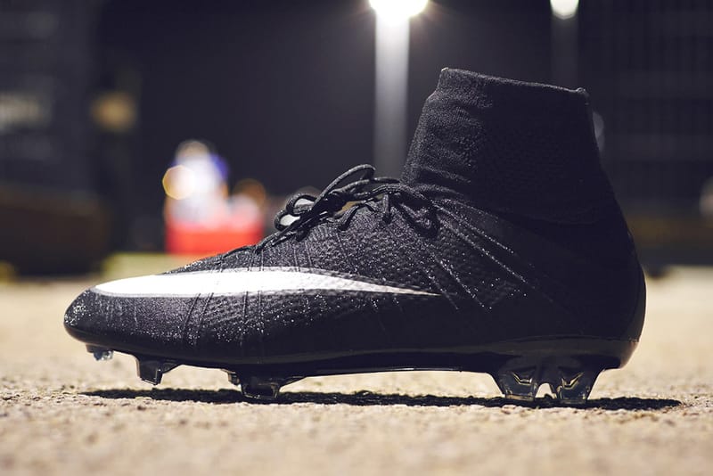 近賞 Nike Mercurial Superfly CR7 足球靴
