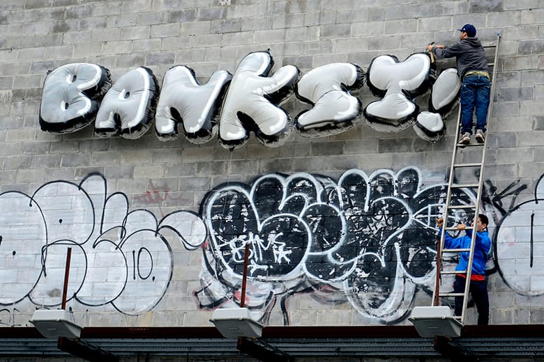 Chris Moukarbel 接受 Complex 訪問談及紀錄片《Banksy Does New York》