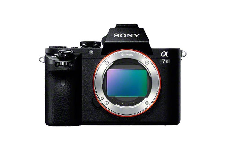 Sony 發布全球首款內置五軸防抖功能的 A7 II 全畫幅相機