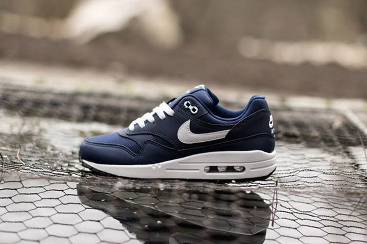 搶先預覽 Nike Air Max 1 GS 全新配色設計「Midnight Navy/Legend Blue」