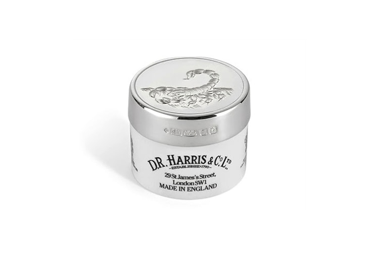 BUNNEY x D.R. Harris 聯名潤唇膏