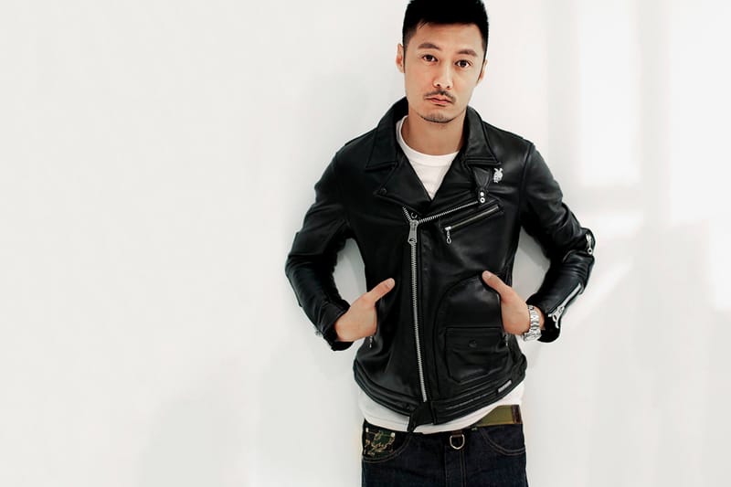 余文樂率先示範著用 HOODS 香港六週年別注紀念騎士夾克