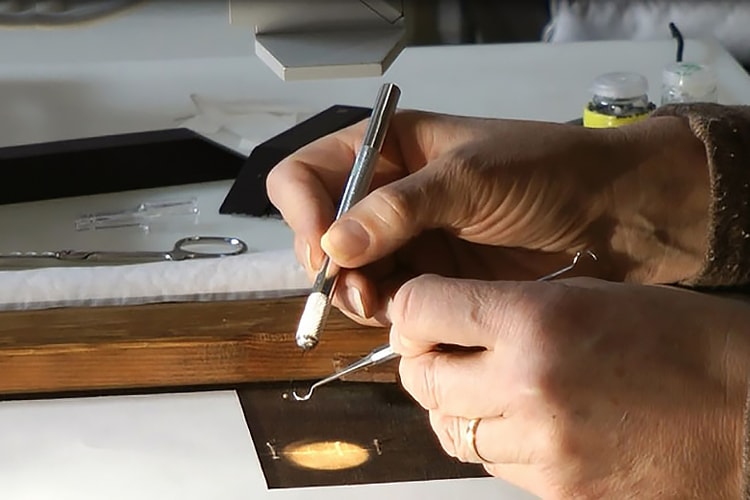 Claude Monet 遭破壞名畫《阿讓伊特盆地塞納河上的帆船》已被修復