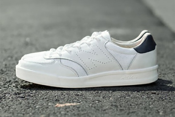 BEAUTY&YOUTH UNITED ARROWS x New Balance CRT300 聯名系列