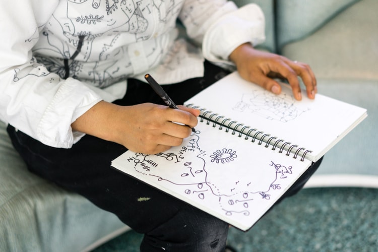 Pen & Paper: 插畫藝術家 Shantell Martin
