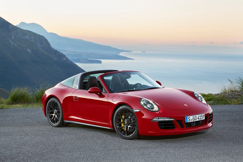 Porsche 911 Targa 4 GTS 跑車