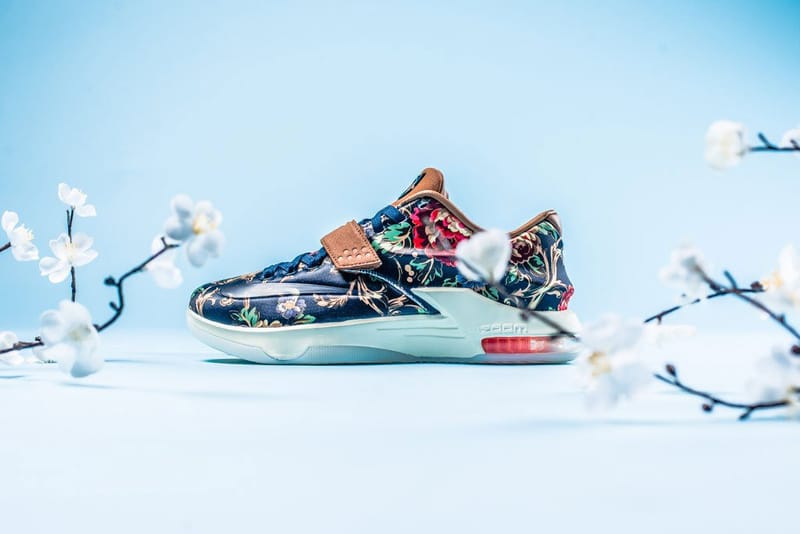 細覽 Nike KD VII EXT Floral QS 鞋款