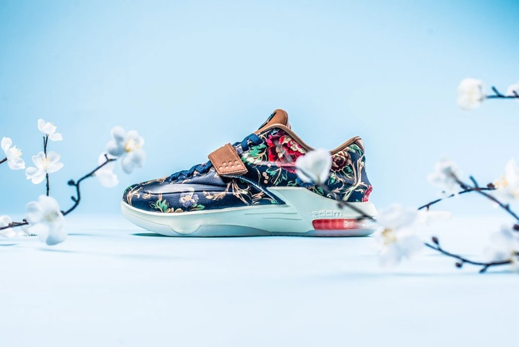 細覽 Nike KD VII EXT Floral QS 鞋款
