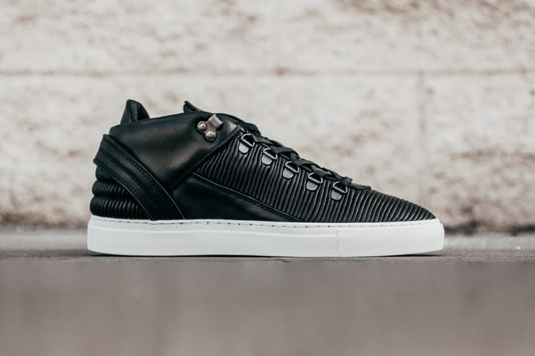 Filling Pieces Mid Mountain 全新配色設計「Transformed Pleated」