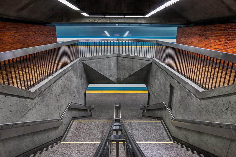 Chris Forsyth 攝影企劃「Montreal Metro Project」
