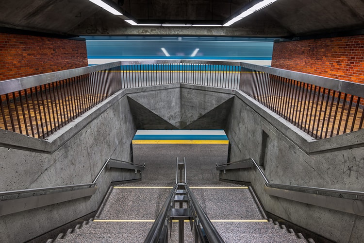 Chris Forsyth 攝影企劃「Montreal Metro Project」