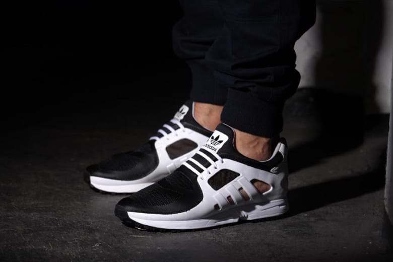 adidas Originals EQT Racer 2.0「Core Black」配色