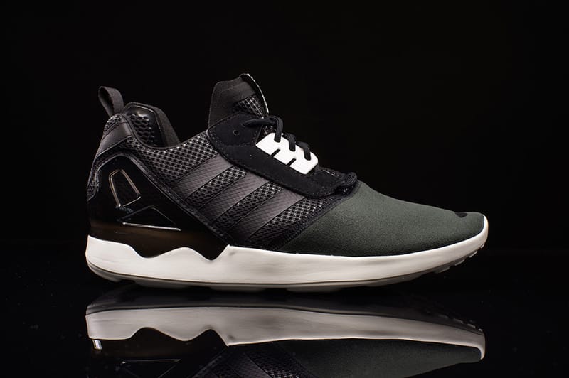adidas ZX 8000 Boost「Core Black」配色