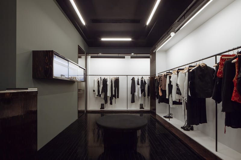 Ann Demeulemeester 中國首間獨立專門店