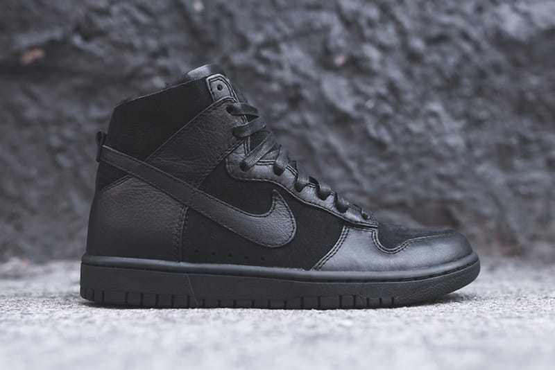 Nike Dunk Lux High Sherpa「Triple Black」配色