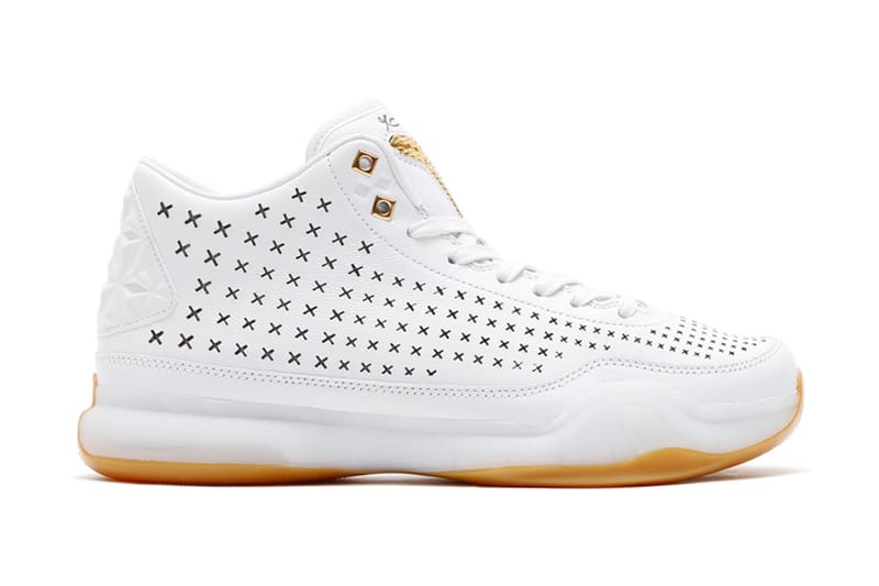 Nike Kobe X Mid EXT「White/Gum Light Brown」配色設計