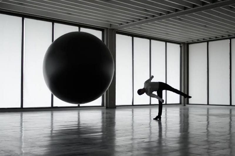 Daniel Arsham 與 Calvin Klein 合作短片「MOVEment」