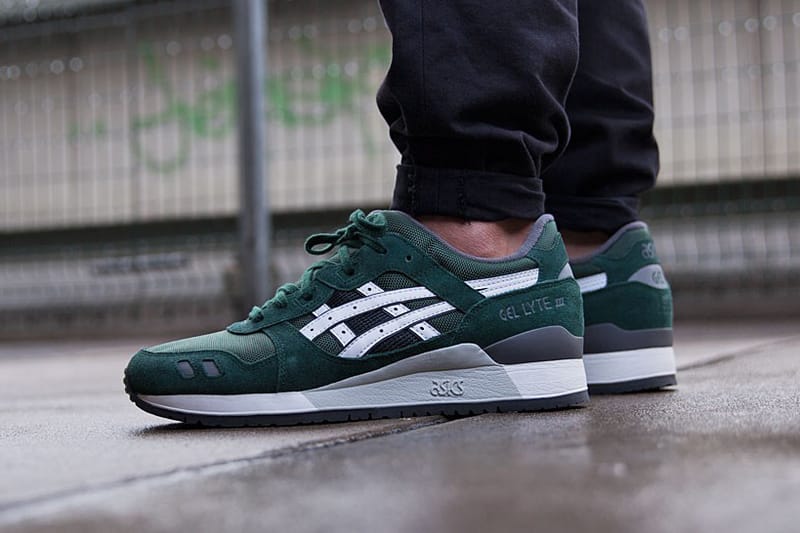 ASICS GEL-Lyte III「Varsity」系列