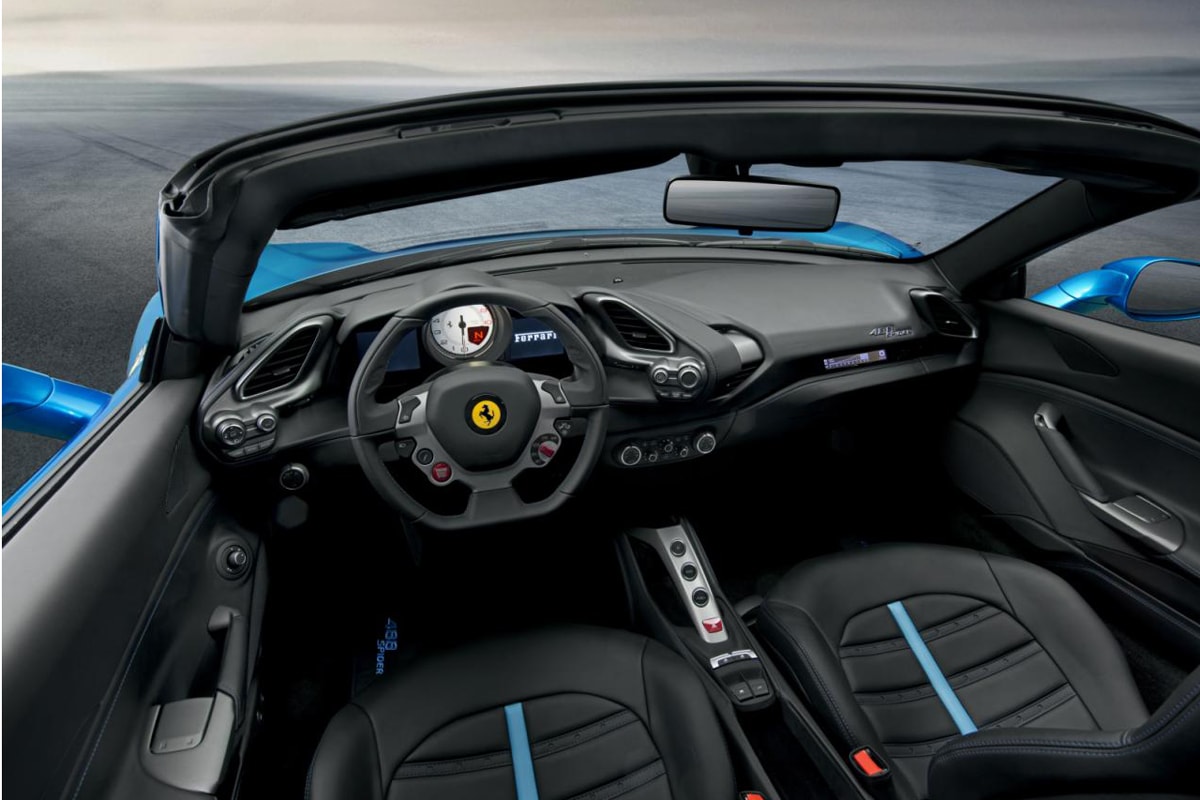 Ferrari 發佈 488 Spider 敞篷跑車