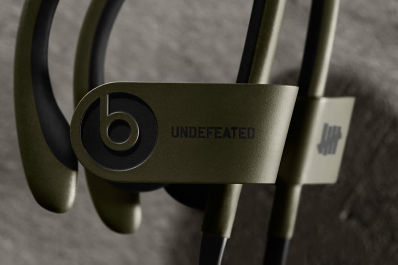 Undefeated x Beats by Dre Powerbeats 2 Wireless 聯名限量耳機