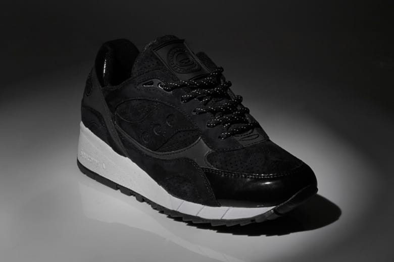Offspring x Saucony Shadow 6000「stealth」聯名鞋款
