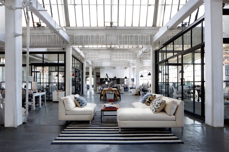 走進 Anne Hathaway 與 Robert De Niro 主演電影《The Intern》拍攝佈景