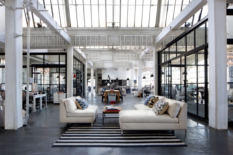 走進 Anne Hathaway 與 Robert De Niro 主演電影《The Intern》拍攝佈景