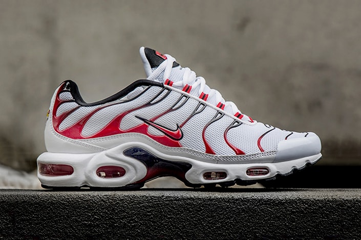 Nike Air Max Plus「Kombat」配色