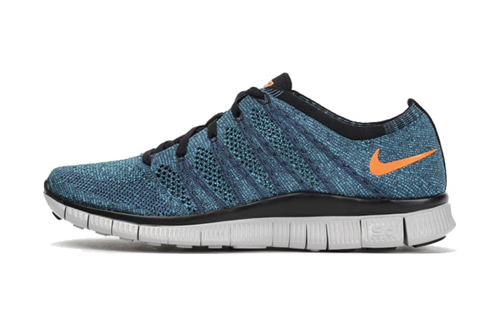 Nike Free Flyknit NSW「Squadron Blue」配色