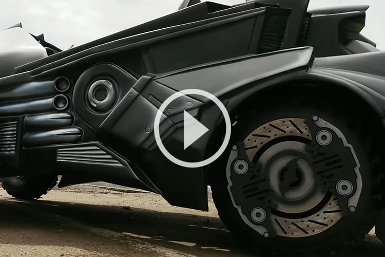 《Arkham Knight》Batmobile 真車現身