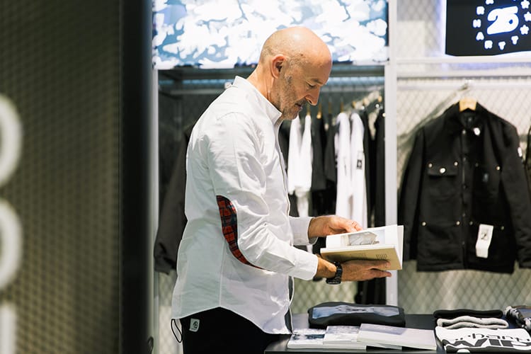 HYPEBEAST 專訪 Carhartt WIP 主理人 Edwin Faeh