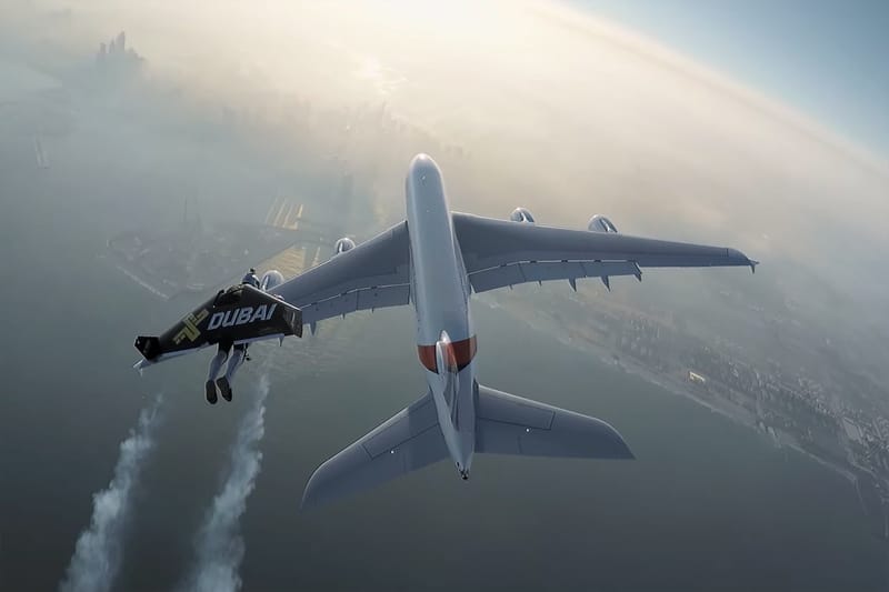 Jetman Dubai 與空客 A380 一同翱遊迪拜天空