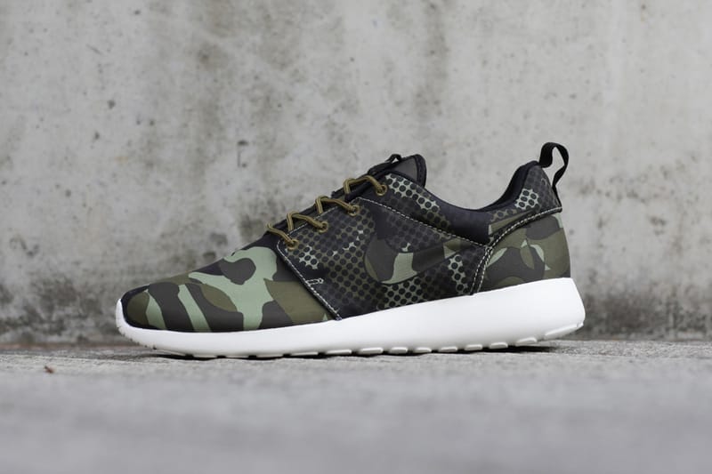 Nike Roshe One Print Alligator 全新配色設計「Green Camo」
