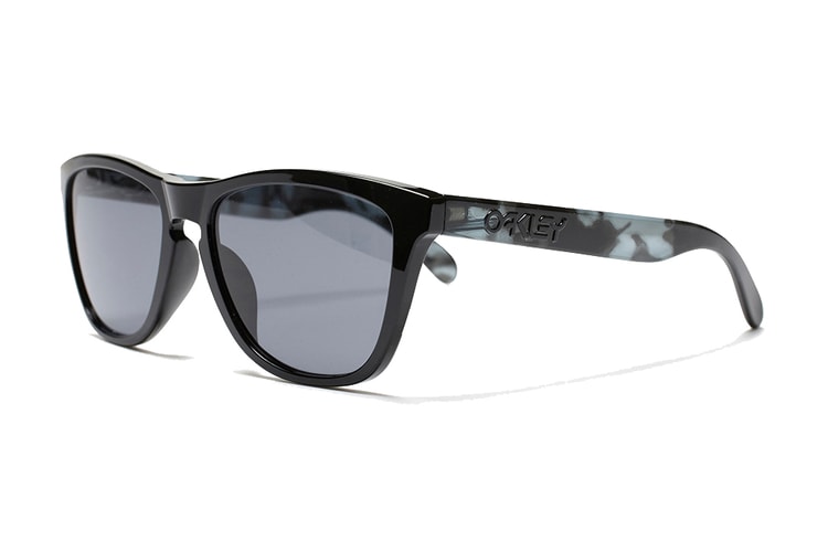 the POOL aoyama x Oakley Frogskins「MELANISM」聯名太陽眼鏡