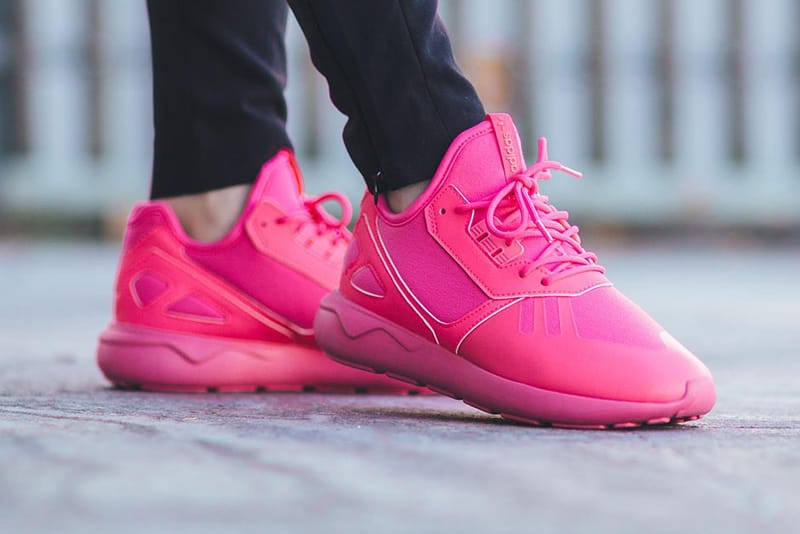 hot pink adidas womens