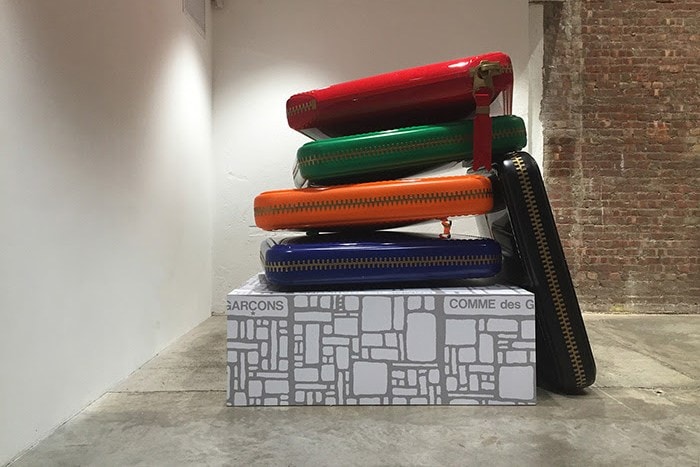Dover Street Market 紐約店展示全新巨形 COMME des GARÇONS 銀包裝置