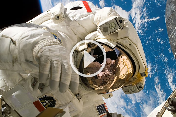 NASA 介紹下一代 Spacesuit