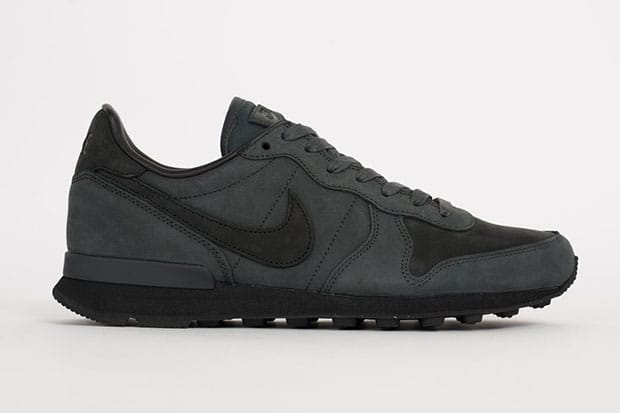 Nike Internationalist LX 全新配色設計「Anthracite」