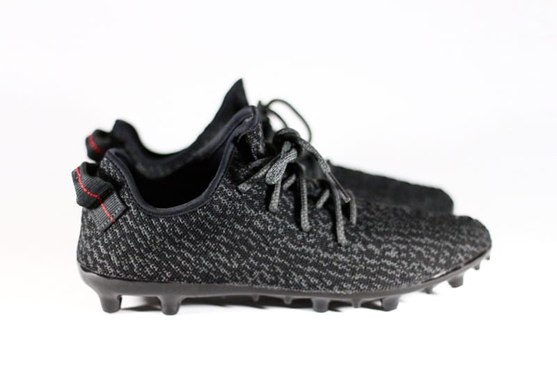 Adidas YEEZY Boost 350 變身足球鞋