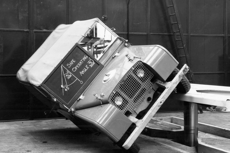 SUV 始祖之一 Land Rover Defender,正式停產