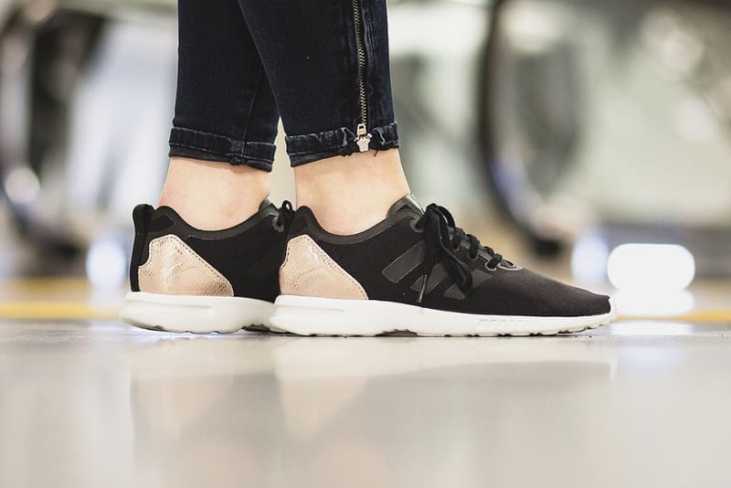 adidas Originals ZX Flux ADV 全新配色設計「Core Black」