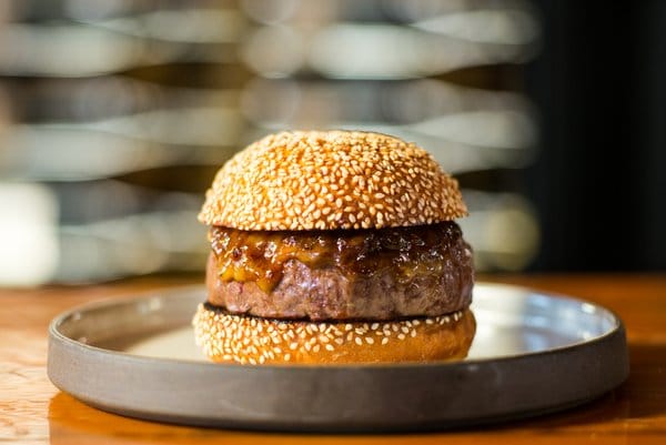 極上之古典 Burger！米芝蓮星級漢堡店，啟業